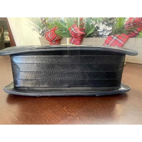 CHANEL CC Lambskin Black Gold Patent Leather Chocolate Bar Flap Bag Chain - Picture 4 of 16